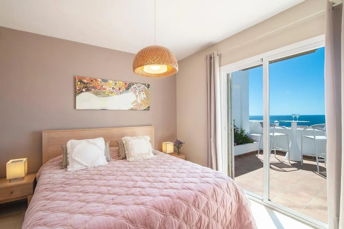 Top Floor Apartment With Magic View Casares 0*,